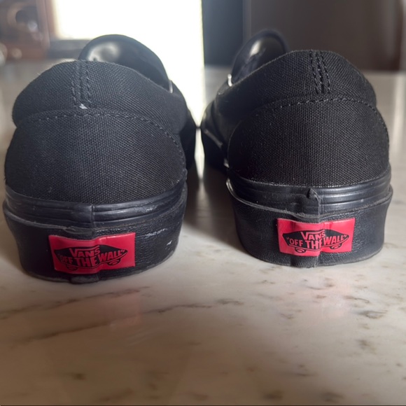 Vans Women's Black Slip-On Shoes - Picture 4 of 7